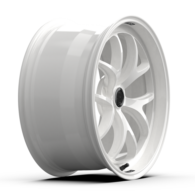 Load image into Gallery viewer, fifteen52 Sector RSR 19x9.5 5x114.3 38mm ET 73.1mm Center Bore Rally White