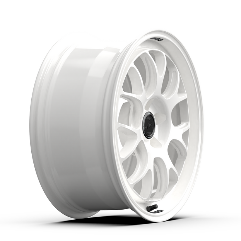 Load image into Gallery viewer, fifteen52 Apex RSR 18x9.5 5x114.3 38mm ET 73.1mm Center Bore Rally White