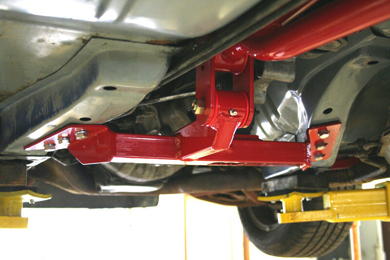 Load image into Gallery viewer, UMI Performance 82-92 GM F-Body Tunnel Mounted Trq. Arm Fits T5 TH350- No Loop - Red