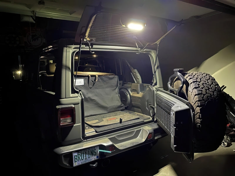 Load image into Gallery viewer, Oracle Jeep Wrangler JL Cargo LED Light Module - Amber/White