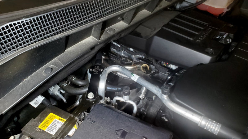 Load image into Gallery viewer, J&L 19-23 Chevy Silverado/GMC Sierra 1500 2.7L Passenger Side Oil Separator 3.0 - Clear Anodized