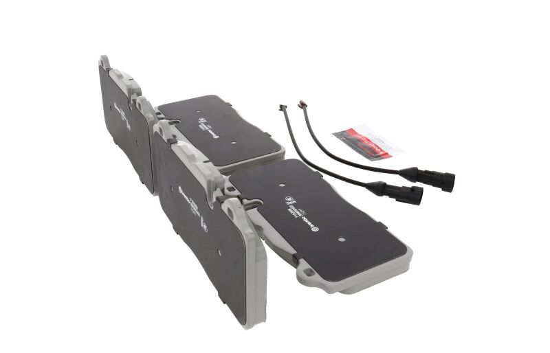 Load image into Gallery viewer, Brembo OE 14-15 Chevrolet Camaro Ceramic Brake Pad - Front