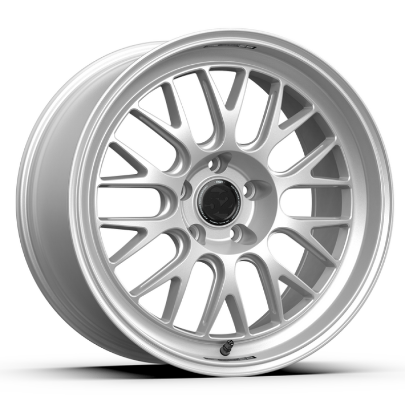 Load image into Gallery viewer, fifteen52 Holeshot RSR 19x10.5 5x120 25mm ET 72.56mm Center Bore Radiant Silver