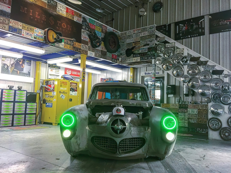 Load image into Gallery viewer, Oracle Pre-Installed Lights 7 IN. Sealed Beam - Red Halo