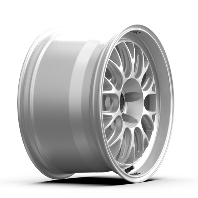 Load image into Gallery viewer, fifteen52 Holeshot RSR 18x10.5 5x120 25mm ET 72.56mm Center Bore Radiant Silver