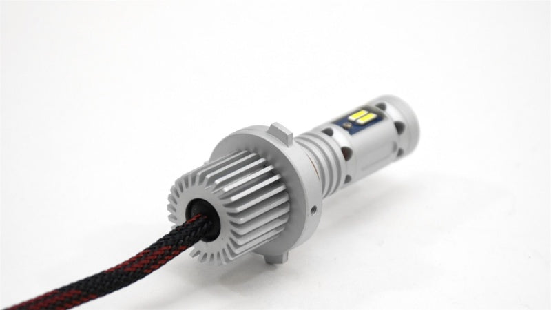 Load image into Gallery viewer, Putco Nitro 360 Fog Light Bulbs - White/Yellow - H10