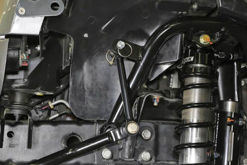 Load image into Gallery viewer, Fabtech 07-18 Jeep JK 4WD 3-5in Front Sway Bar End Link & Disconnect Kit