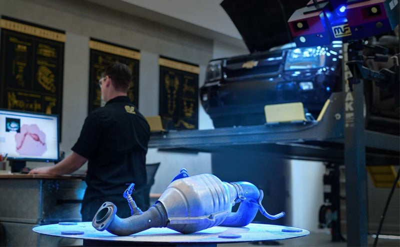 Load image into Gallery viewer, Magnaflow Conv DF 2016 Mustang GT350 5.2L Underbody