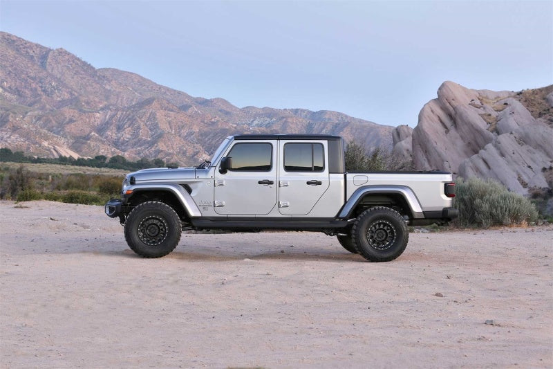 Load image into Gallery viewer, Fabtech 20-21 Jeep JT 4WD Gas 3in Trail w/Dlss Shks