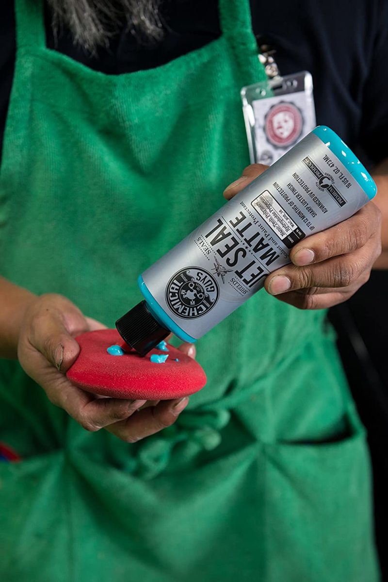 Load image into Gallery viewer, Chemical Guys Wax & Dressing UFO Applicator