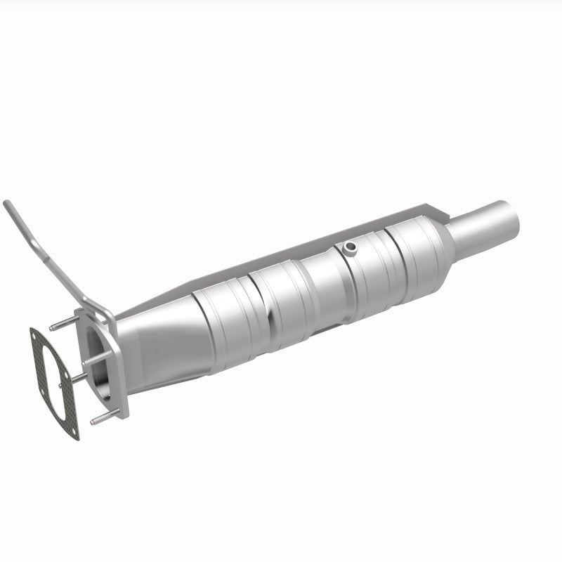 Load image into Gallery viewer, MagnaFlow 09-19 Ford F53 V10 6.8L Underbody 6.8L Direct Fit Catalytic Converter