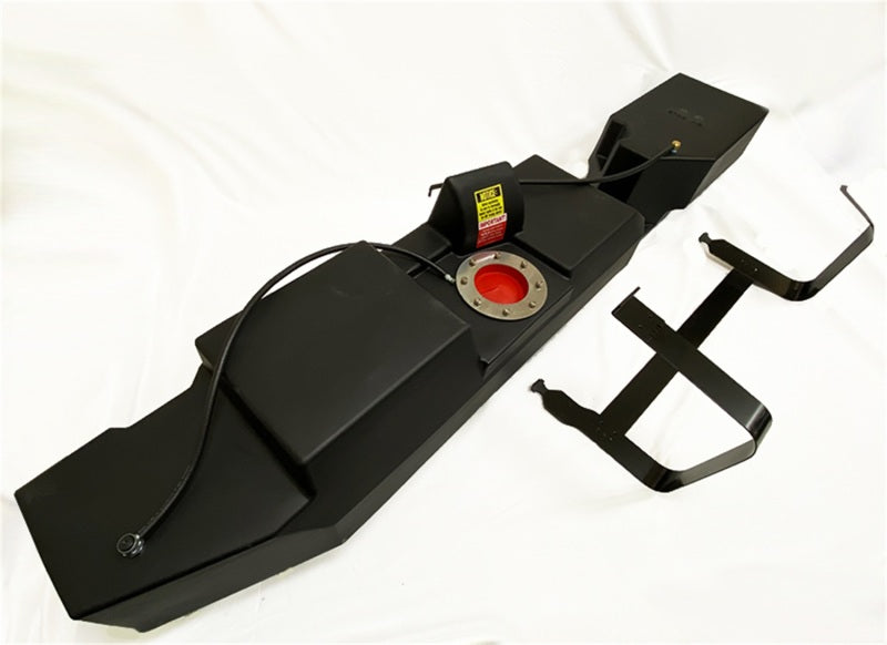 Load image into Gallery viewer, Titan Fuel Tanks 01-10 GM 2500/3500 Duramax Crew Cab Long Bed 62 Gallon XXL Mid-Ship Fuel Tank