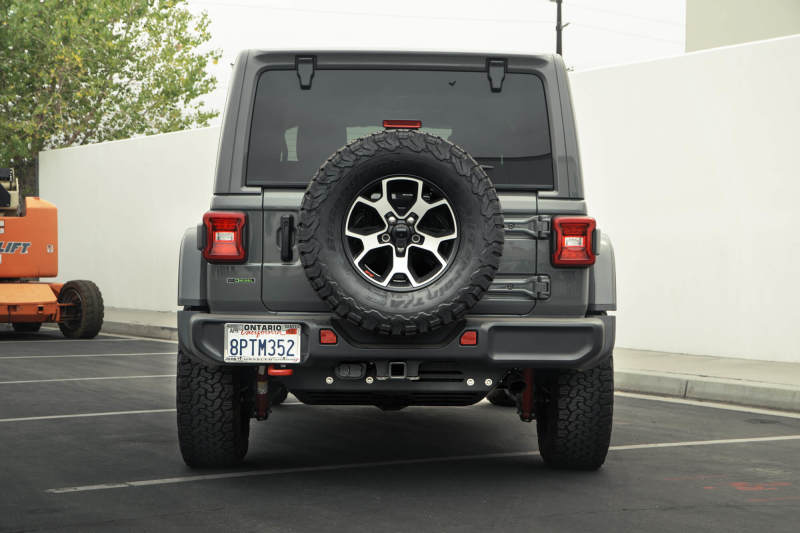 Load image into Gallery viewer, DV8 Offroad 20-22 Jeep Wrangler JL (3.0L Diesel) Rear Diff Skid Plate for Dana 44