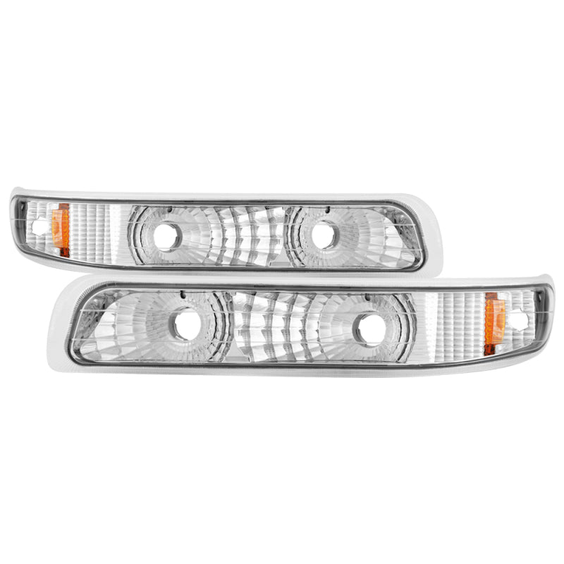 Load image into Gallery viewer, xTune Chevy Silverado 99-02 / Chevy Suburban/Tahoe 00-06 Amber Bumper Lights Euro CBL-JH-CS99-AM-E