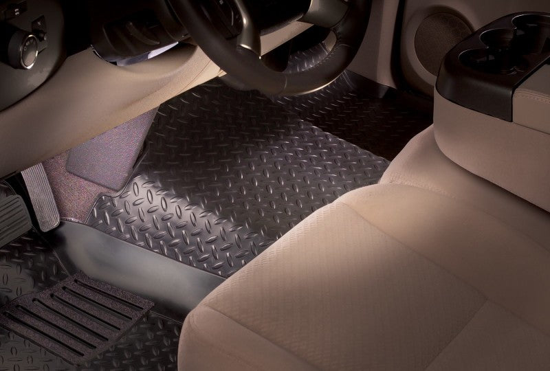 Load image into Gallery viewer, Husky Liners 99-06 Chevy Silverado/GMC Sierra (incl. HD) Classic Style Center Hump Black Floor Liner