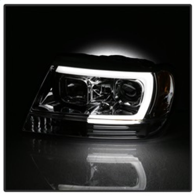 Load image into Gallery viewer, Spyder 99-04 Jeep Grand Cherokee Projector Headlights - Light Bar DRL LED - Chrome