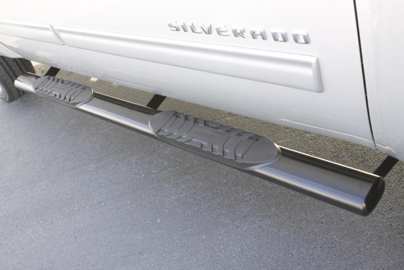 Load image into Gallery viewer, Lund 10-17 Dodge Ram 2500 Std. Cab 5in. Oval Straight SS Nerf Bars - Polished