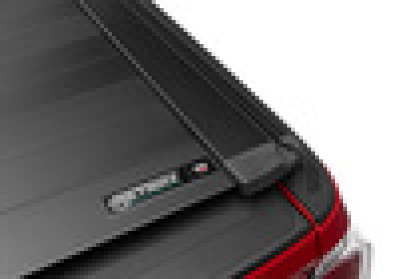 Load image into Gallery viewer, Retrax 16-18 Tacoma 6ft Regular / Access & Double Cab RetraxPRO XR