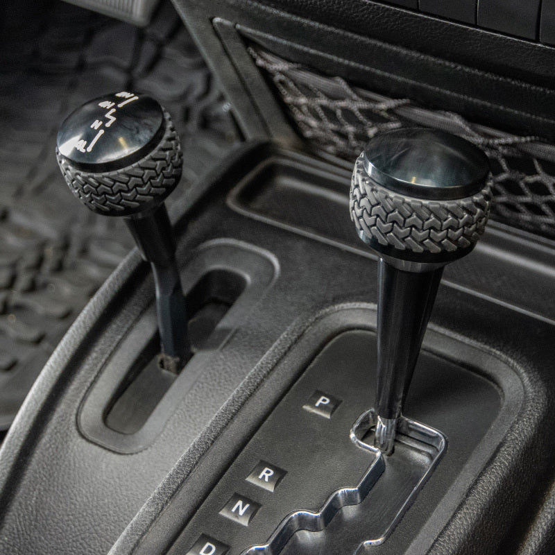 Load image into Gallery viewer, DV8 Offroad 2011-2018 Jeep JK Shift Knob Automatic Black