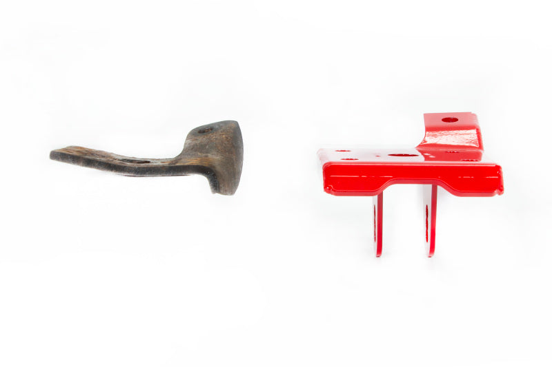 Load image into Gallery viewer, UMI Performance 70-81 GM F-Body Leaf Spring Traction Bars