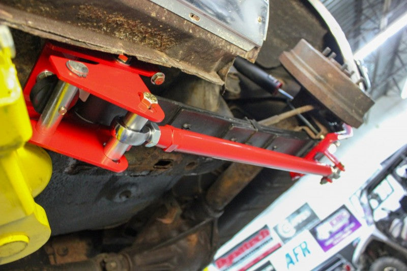 Load image into Gallery viewer, UMI Performance 70-81 GM F-Body Leaf Spring Traction Bars with Mounts