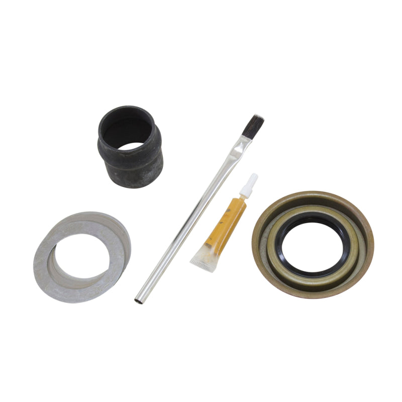 Load image into Gallery viewer, Yukon Gear Minor Install Kit For 1999 & Newer 105in GM 14 Bolt Truck Differential
