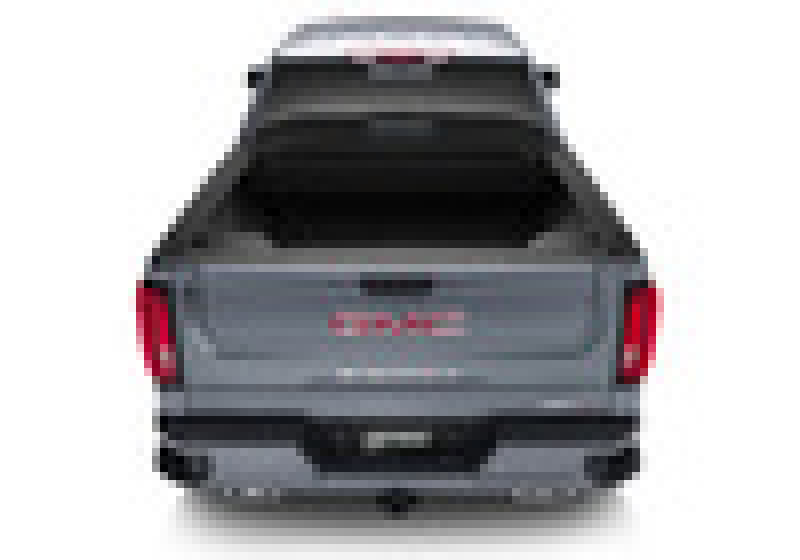 Load image into Gallery viewer, Retrax 2019 Chevy & GMC 6.5ft Bed 1500 RetraxPRO MX