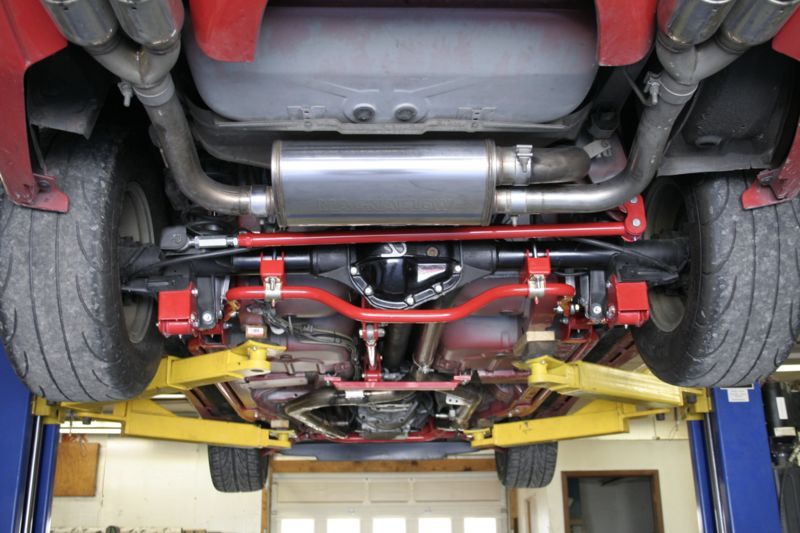 Load image into Gallery viewer, UMI Performance 82-02 GM F-Body Rear Drag Sway Bar- 3-1/4in Axle Tubes