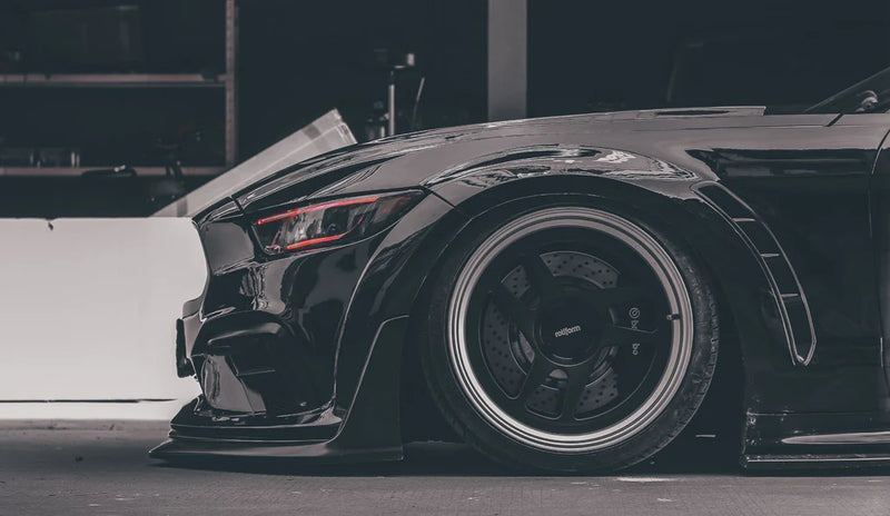 Load image into Gallery viewer, ROBOT CRAFTSMAN "Cavalier" Widebody Kit For Mustang S550.1 2015-2017 Carbon Fiber