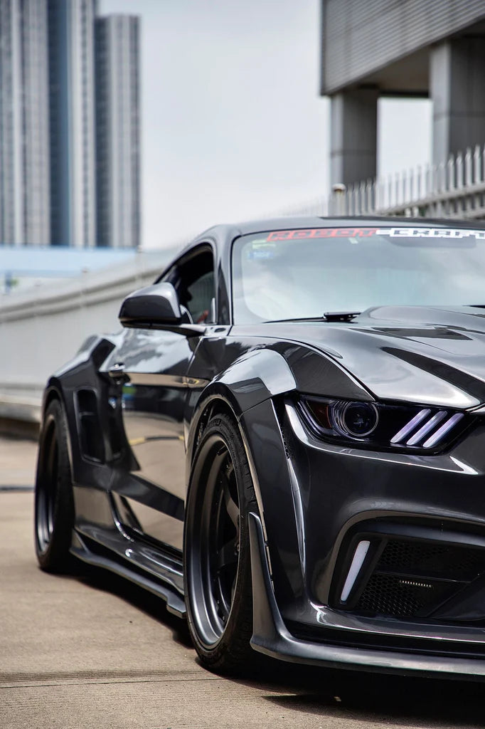 Load image into Gallery viewer, ROBOT CRAFTSMAN "Cavalier" Widebody Kit For Mustang S550.1 2015-2017 Carbon Fiber