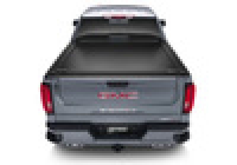 Load image into Gallery viewer, Retrax 2019Chevy & GMC 6.5ft Bed 1500 RetraxONE XR