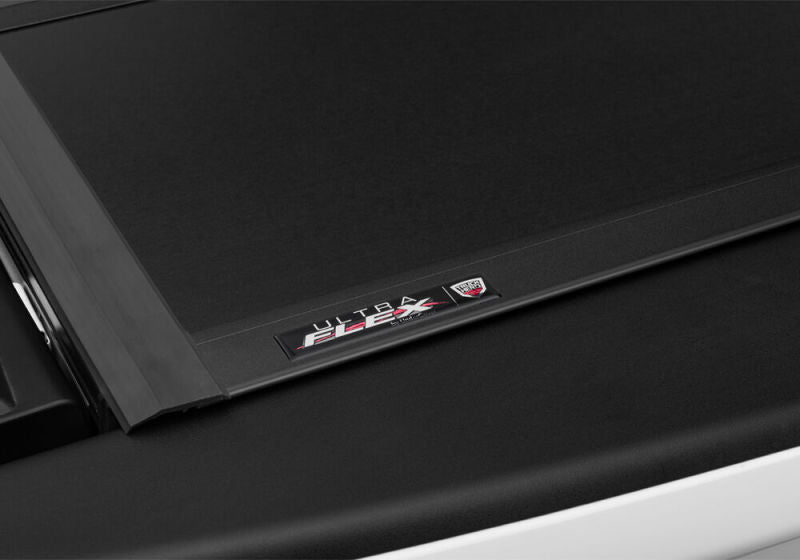 Load image into Gallery viewer, UnderCover 19-20 Ram 1500 (w/ Rambox) 5.7ft Ultra Flex Bed Cover