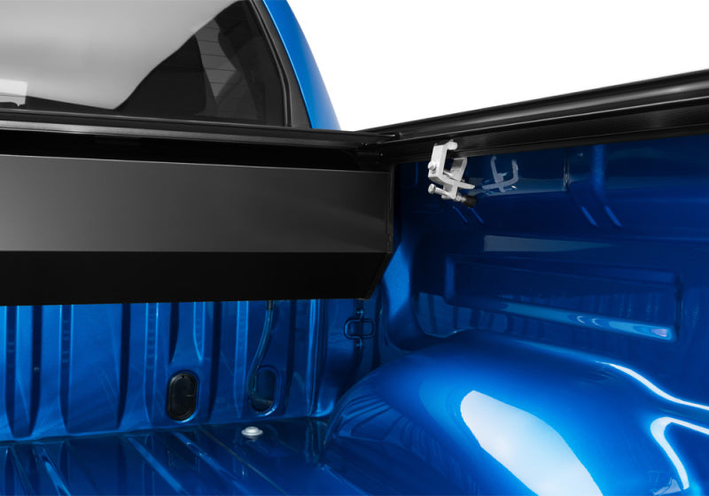 Load image into Gallery viewer, Retrax 2022+ Toyota Tundra Regular & Double Cab 6.5ft Bed w/ Deck Rail System RetraxONE XR
