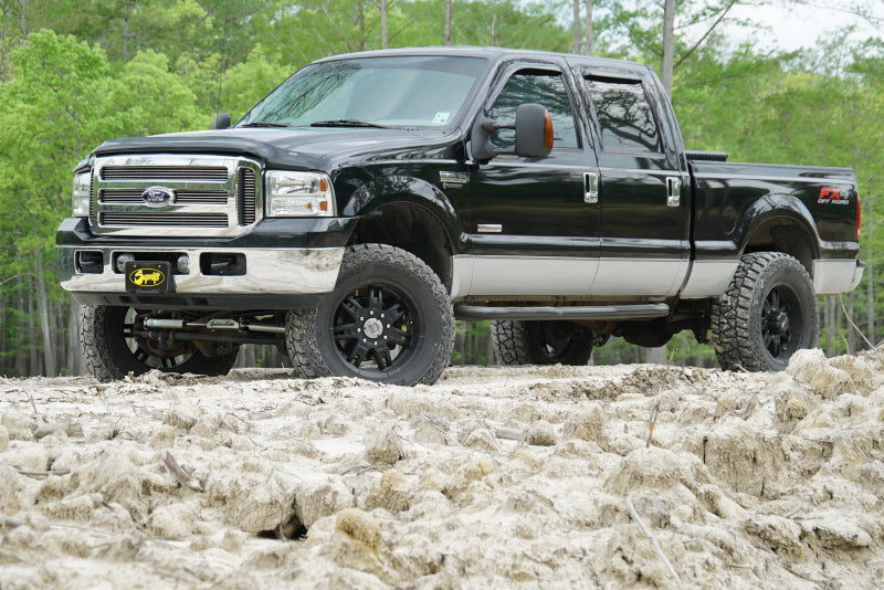 Load image into Gallery viewer, Superlift 05-07 Ford F-250/F-350 SD 4WD 6in Lift Kit w/Repl Radius Arms & King Coilovers Rear Shocks