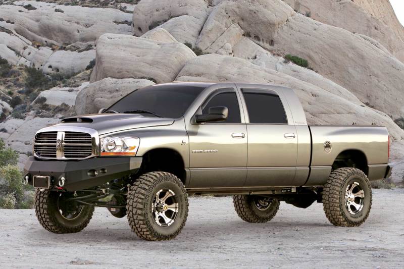 Load image into Gallery viewer, Fabtech 03-05 Dodge 2500/3500 4WD Diesel w/Auto Trans 6in Perf Sys w/Stealth