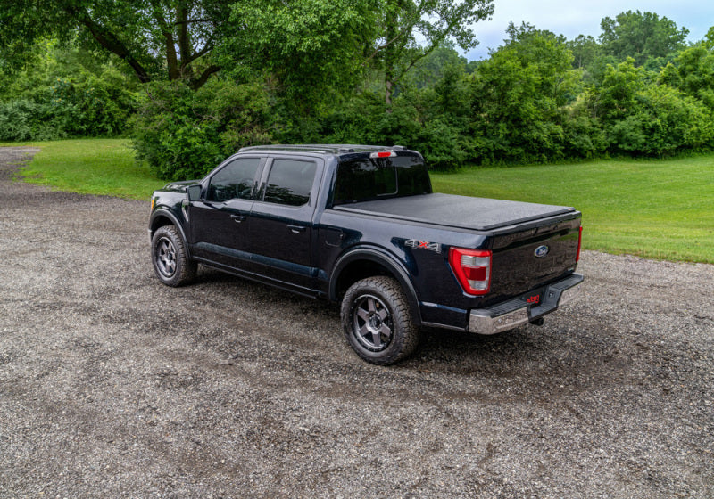 Load image into Gallery viewer, Extang 14-21 Toyota Tundra (6 1/2ft Bed) - Includes Clamp Kit for Bed Rail System Trifecta e-Series