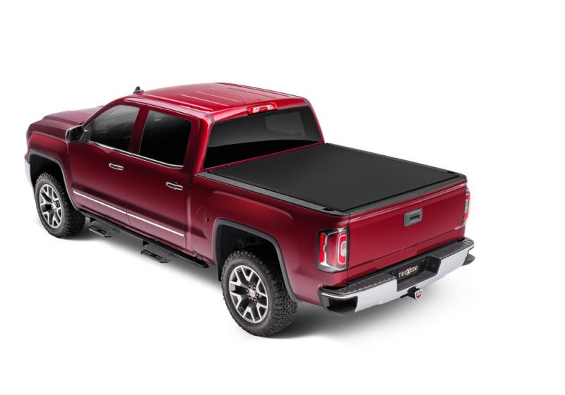 Load image into Gallery viewer, Truxedo 14-18 GMC Sierra & Chevrolet Silverado 1500 6ft 6in Sentry CT Bed Cover