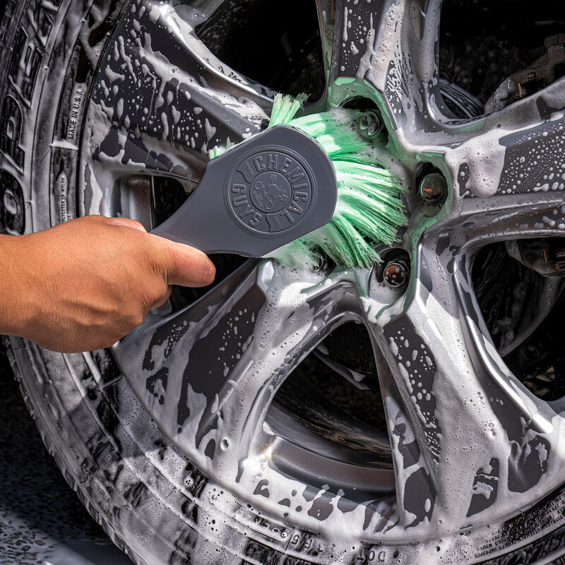 Load image into Gallery viewer, Chemical Guys Wheelie Wheel & Tire Brush