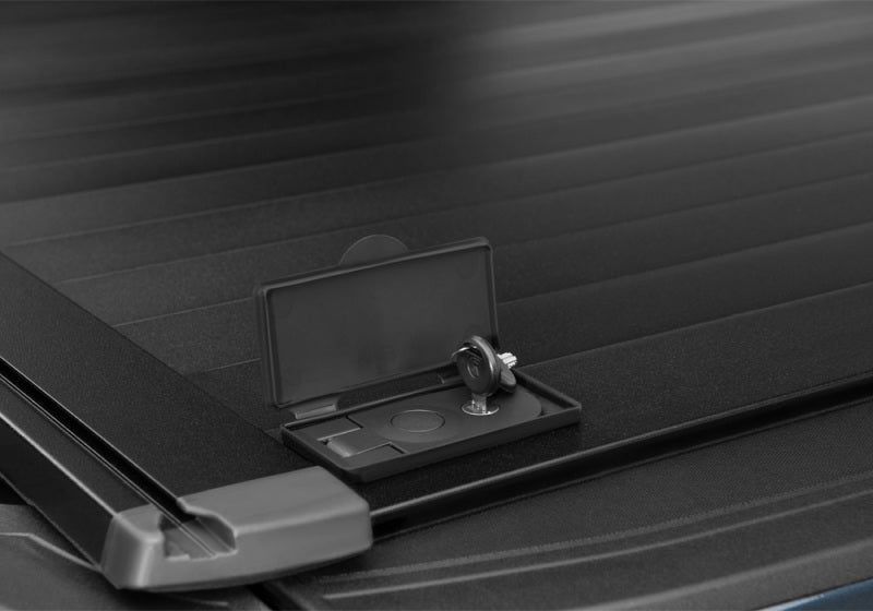Load image into Gallery viewer, Retrax 2019Chevy & GMC 6.5ft Bed 1500 PowertraxPRO XR