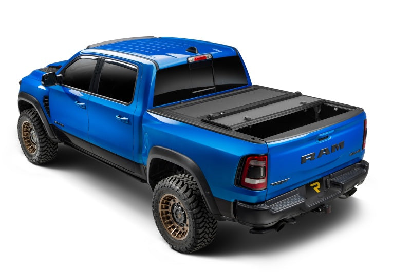 Load image into Gallery viewer, Extang 22-23 Toyota Tundra (with/without Rail Sys) 6.7ft. Bed Endure ALX
