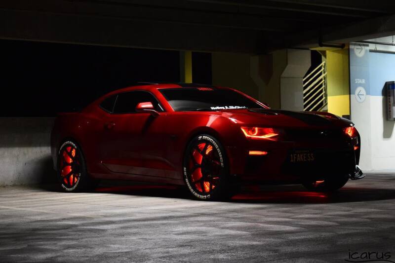 Load image into Gallery viewer, Oracle LED Illuminated Wheel Rings - ColorSHIFT - 15in. - ColorSHIFT No Remote
