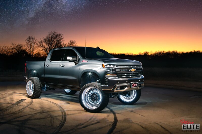 Load image into Gallery viewer, Oracle LED Illuminated Wheel Rings - Double LED - White
