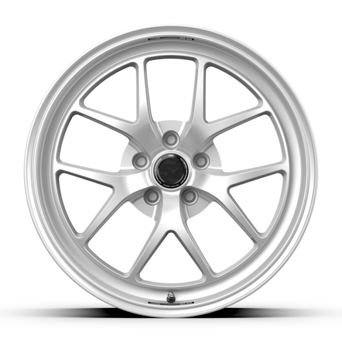 fifteen52 Sector RSR -19x9.5 / 5x120 / 22mm ET / 72.56mm Center Bore - Radiant Silver