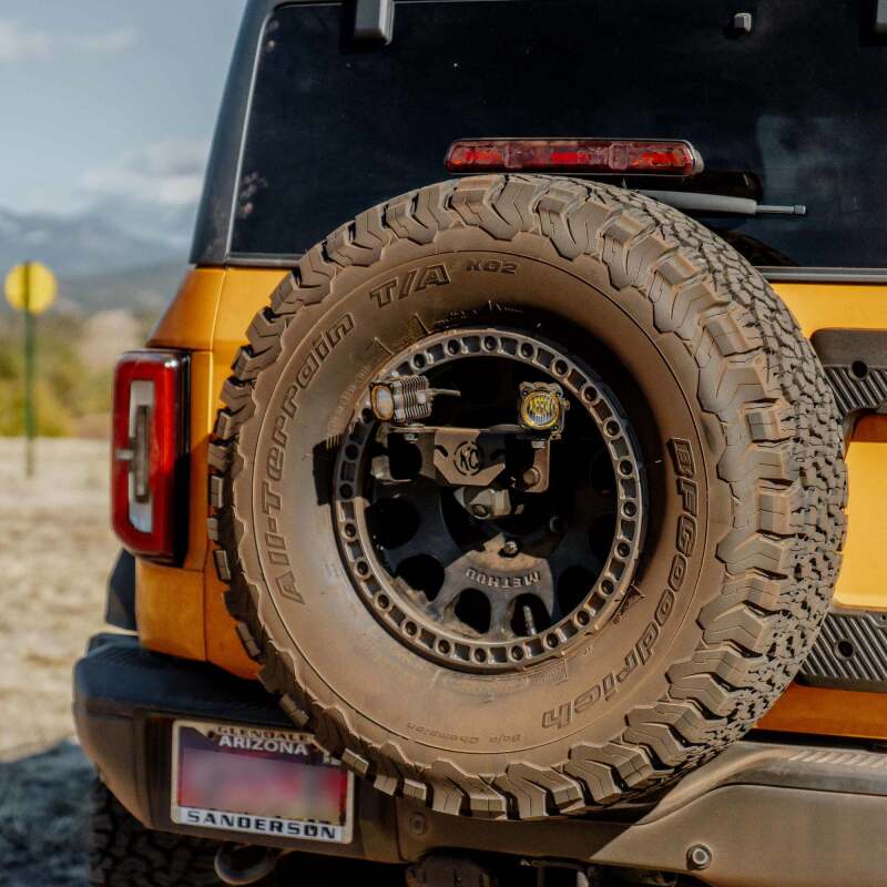 Load image into Gallery viewer, KC HiLiTES 2018+ Jeep Wrangler JL / 2021+ Ford Bronco Raptor Spare Tire Carrier Light Mount
