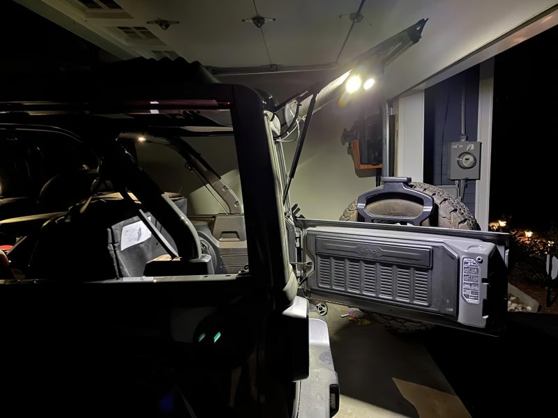 Load image into Gallery viewer, Oracle Jeep Wrangler JL Cargo LED Light Module - Amber/White
