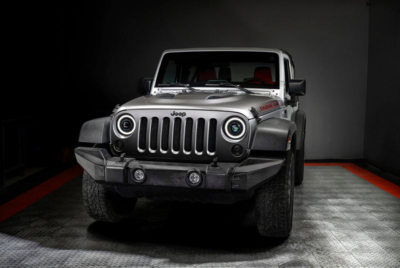 Load image into Gallery viewer, ORACLE Lighting 0718 Jeep Wrangler JK Oculus 7in Switchback Bi-LED Projector Headlights
