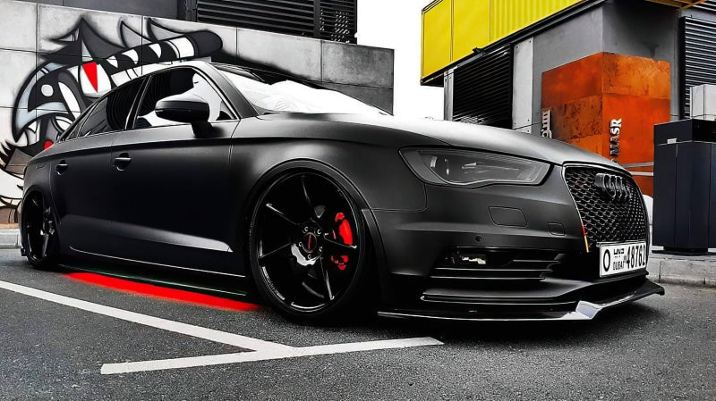 Load image into Gallery viewer, Oracle Universal Dynamic LED Underbody Kit - ColorSHIFT - Dynamic
