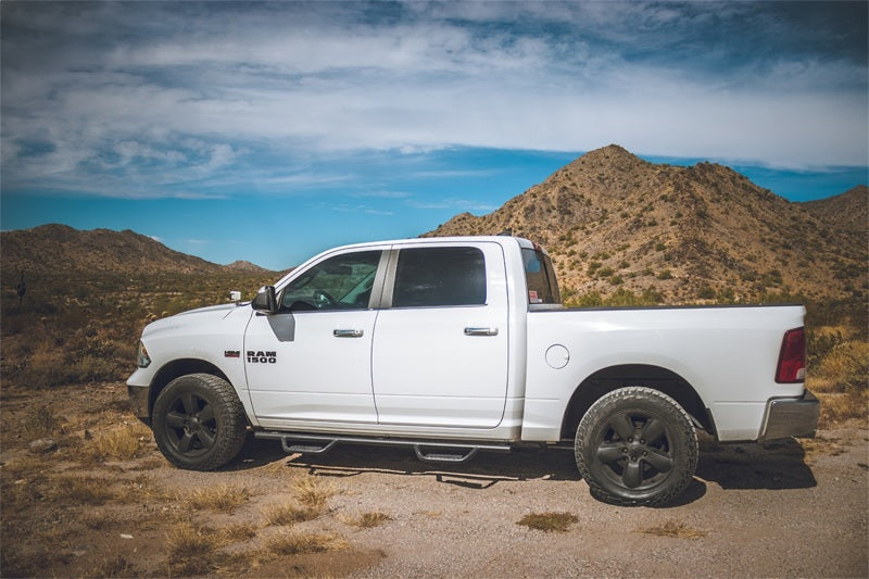 Load image into Gallery viewer, Tuff Country 13-18 Dodge Ram 1500 2in Front Leveling Kit with Ride Height Sensor Links
