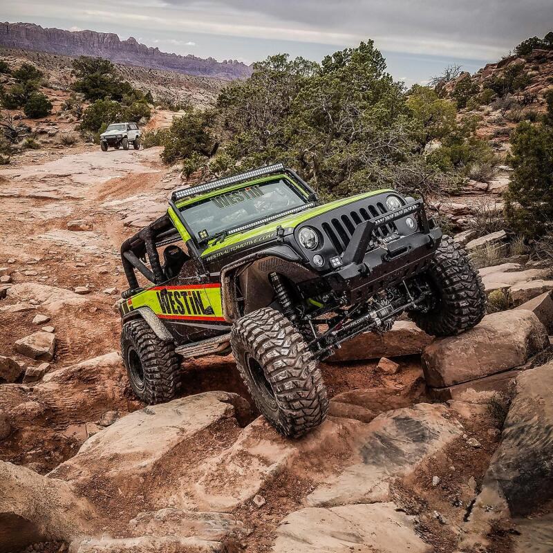 Load image into Gallery viewer, Westin/Snyper 07-17 Jeep Wrangler Tube Fenders - Front - Textured Black
