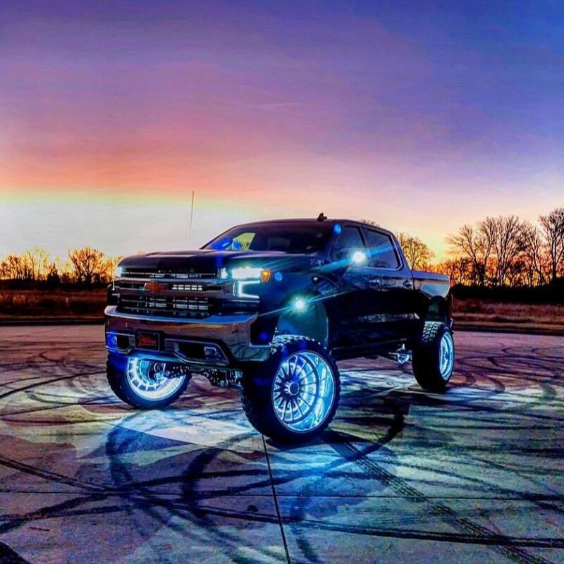 Load image into Gallery viewer, Oracle LED Illuminated Wheel Rings - ColorSHIFT - 15in. - ColorSHIFT No Remote
